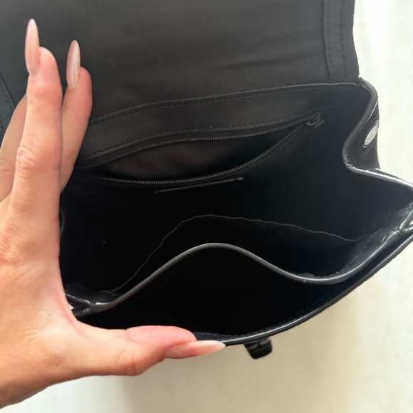 COACH Faye Crossbody Purse Bag All Black Pebbled Leather Flap F1880-F22349 - Picture 13 of 15